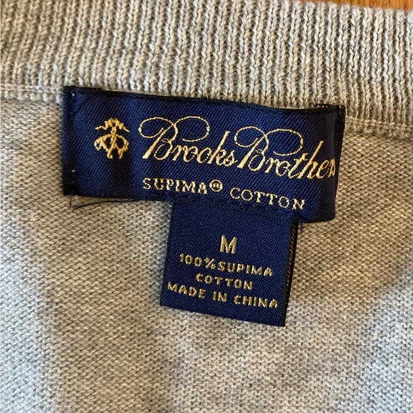 Brooks Brothers V-Neck 100% Supima Cotton - Picture 4 of 5
